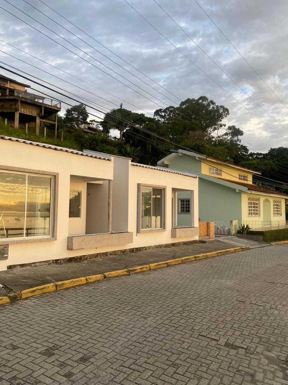 Sunset Sambaqui Casa de férias